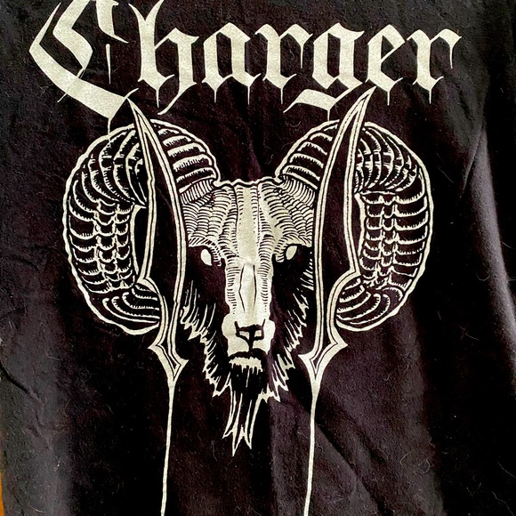 Charger band tee Ladies Medium - Picture 2 of 3
